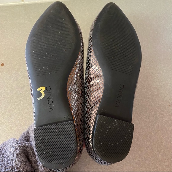 Vionic Gunmetal Metallic Snake Caballo Minimalist Old Money Coastal Ball… - Picture 7 of 9